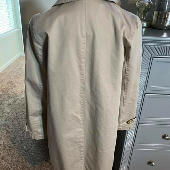 Gap trench coat - Picture 3 of 4